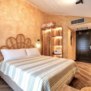 Labiatan Hotel